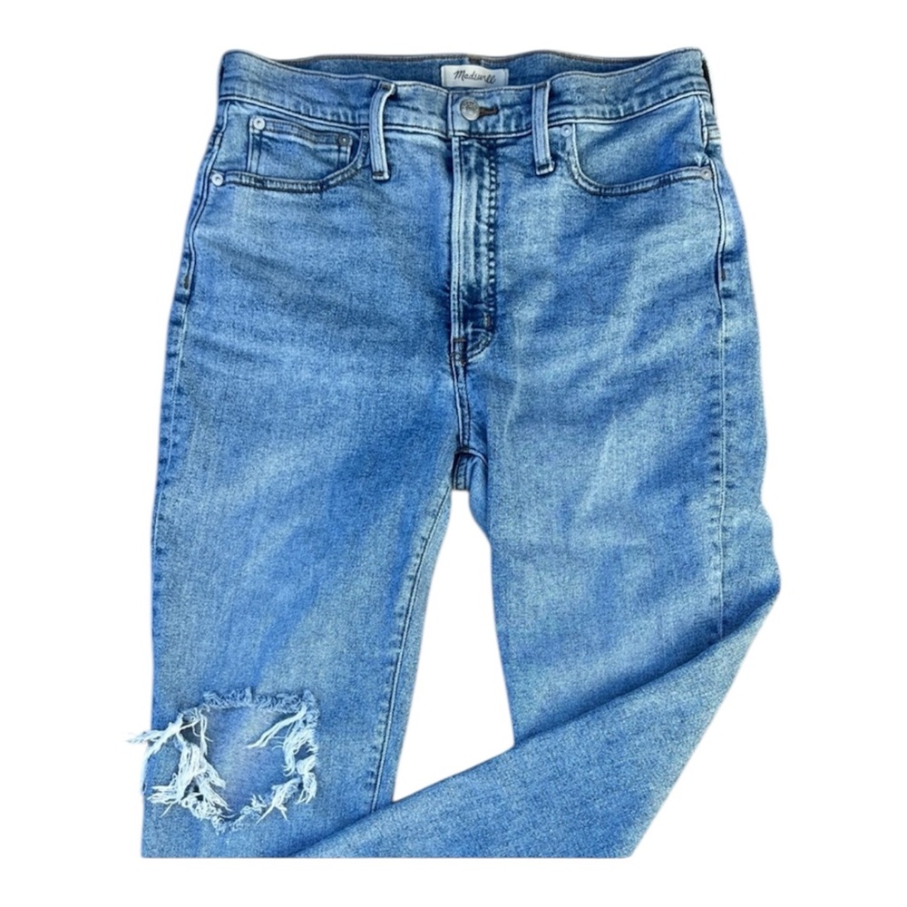 Madewell The Perfect Vintage Straight Jean in Kingsbury Wash: Knee-Rip Edition